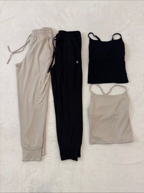 Love & Liberty Soft Workout/Lounge Sets - Black & Cream - Size Small